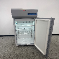 Thermo TSX Series Lab Refrigerator image 3